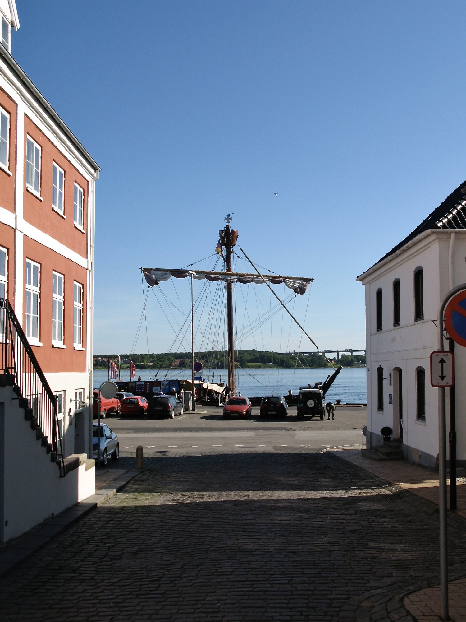 Hanse-koggen Ubena von Bremen i Middelfart Havn