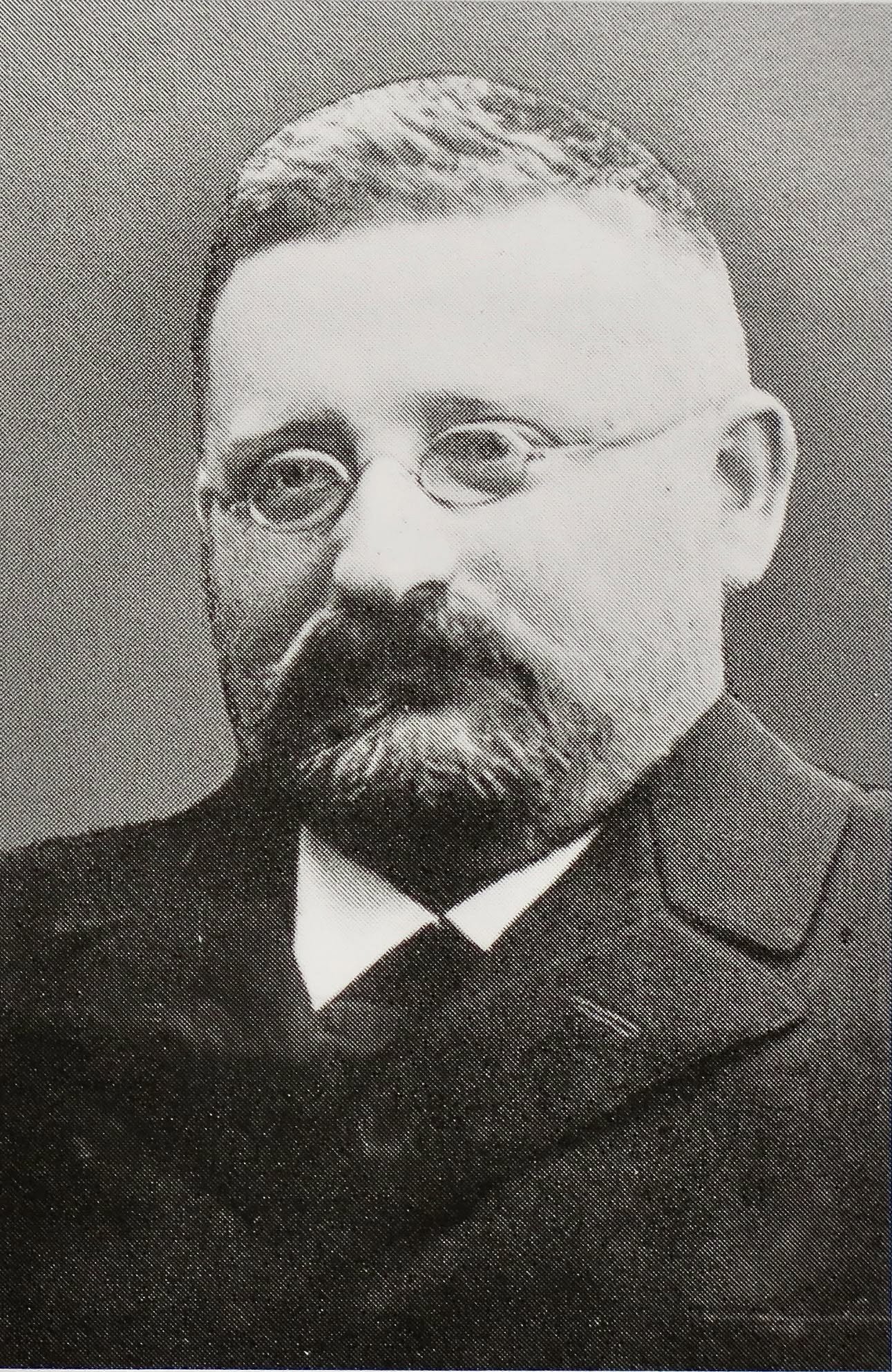Portrætfoto af læge og direktør Waldemar Dreyer
