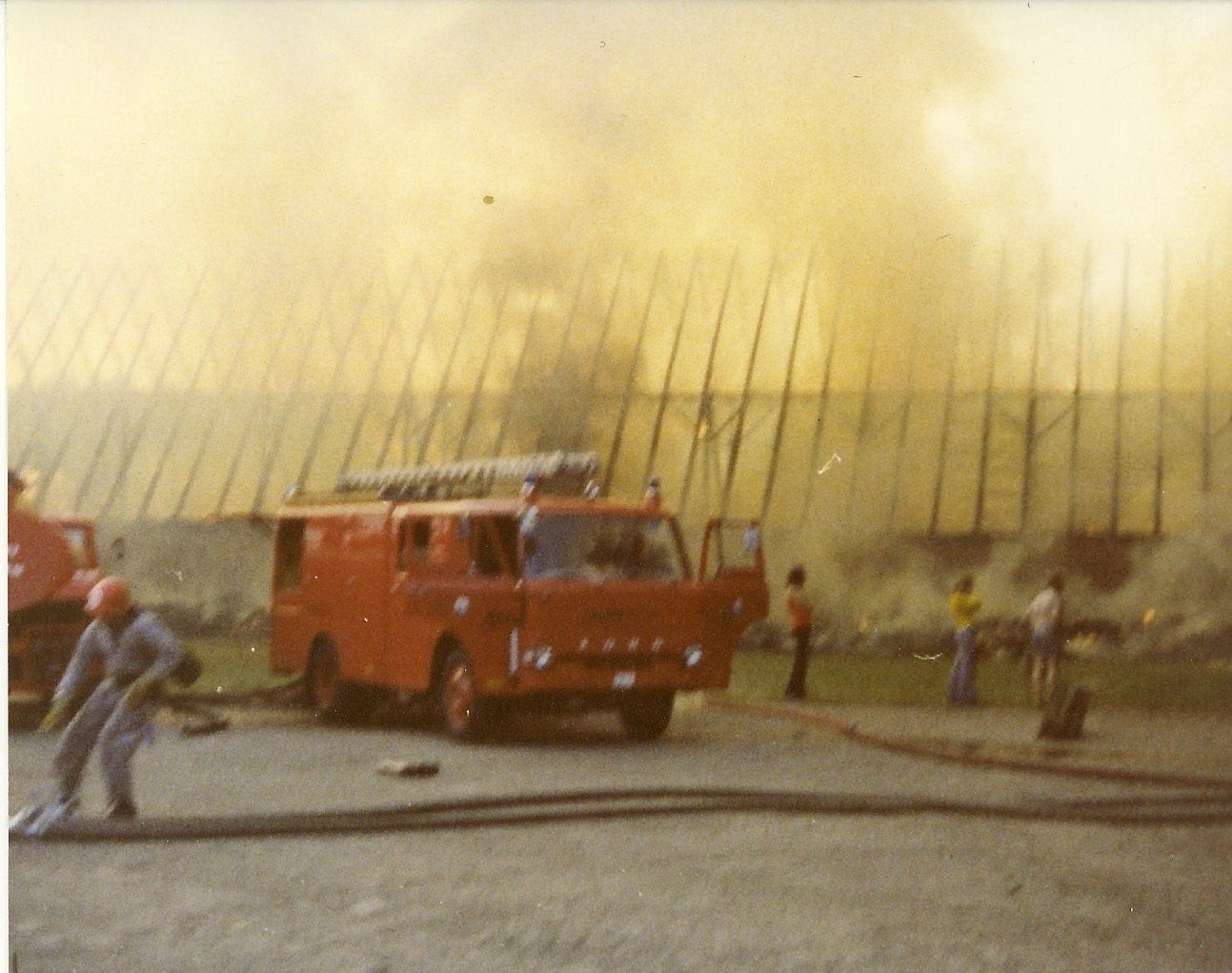 Brand i avlsbygningerne på Hindsgavl 1977