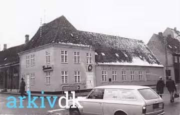 Købmandsgården ved Torvet i Middelfart, der i dag rummer antikvitetshandel.